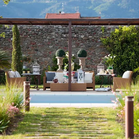 Villa Hugo, Understated Luxury 5 Bedrooms