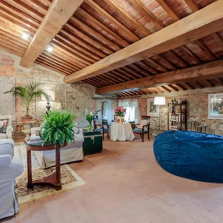 Hugo, Understated Luxury 5 Bedrooms