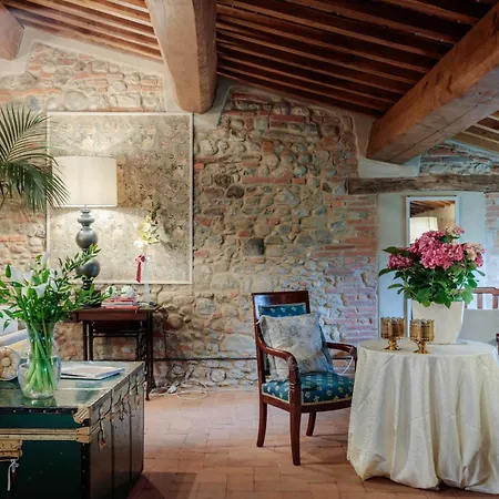 Villa Hugo, Understated Luxury 5 Bedrooms *