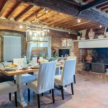 Villa Hugo, Understated Luxury 5 Bedrooms Lucca