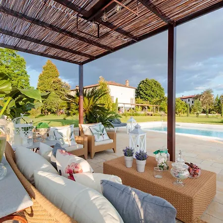 Hugo, Understated Luxury 5 Bedrooms Villa