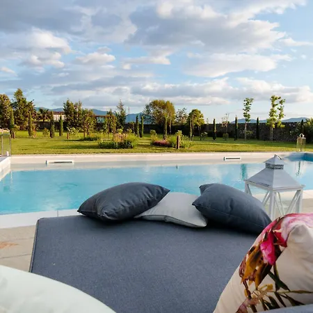 Villa Hugo, Understated Luxury 5 Bedrooms