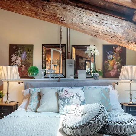 Hugo, Understated Luxury 5 Bedrooms *