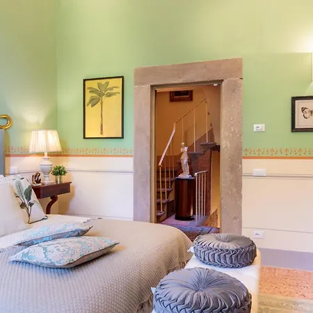 Hugo, Understated Luxury 5 Bedrooms Villa *