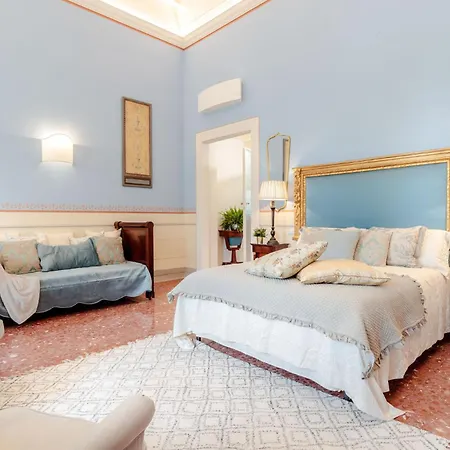 Villa Hugo, Understated Luxury 5 Bedrooms *