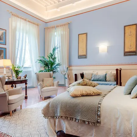 Hugo, Understated Luxury 5 Bedrooms *