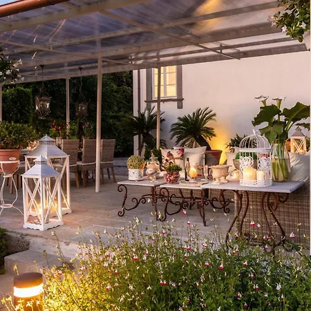 Hugo, Understated Luxury 5 Bedrooms Lucca