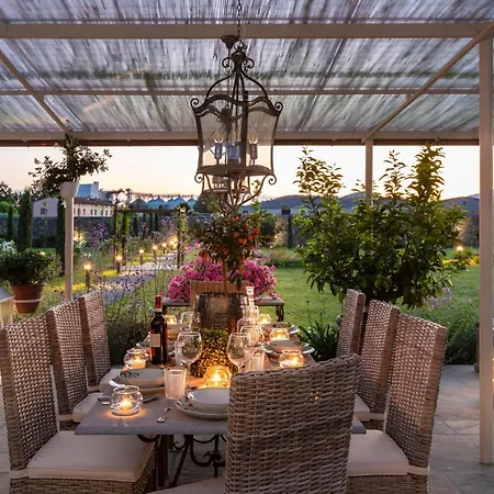 Villa Hugo, Understated Luxury 5 Bedrooms *