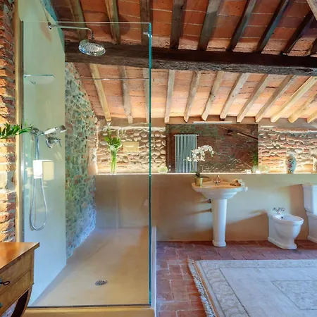 Villa Hugo, Understated Luxury 5 Bedrooms *